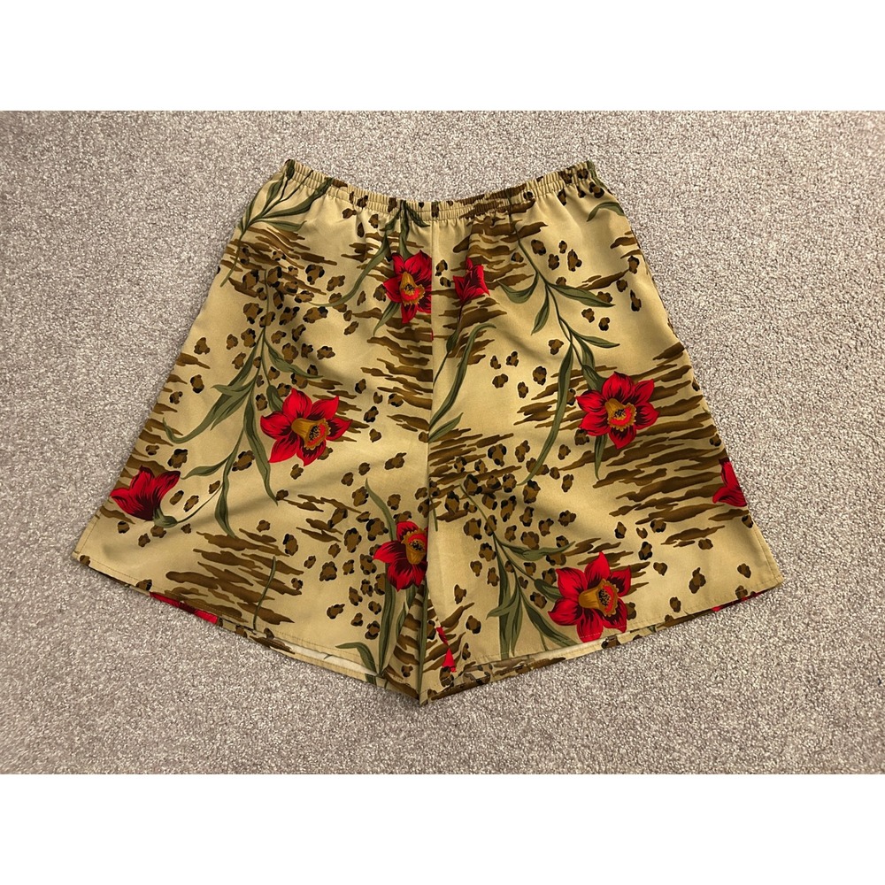 Susan Graver Style Shorts Womens Medium Tan‎ Red Excellent Floral Leopard Print